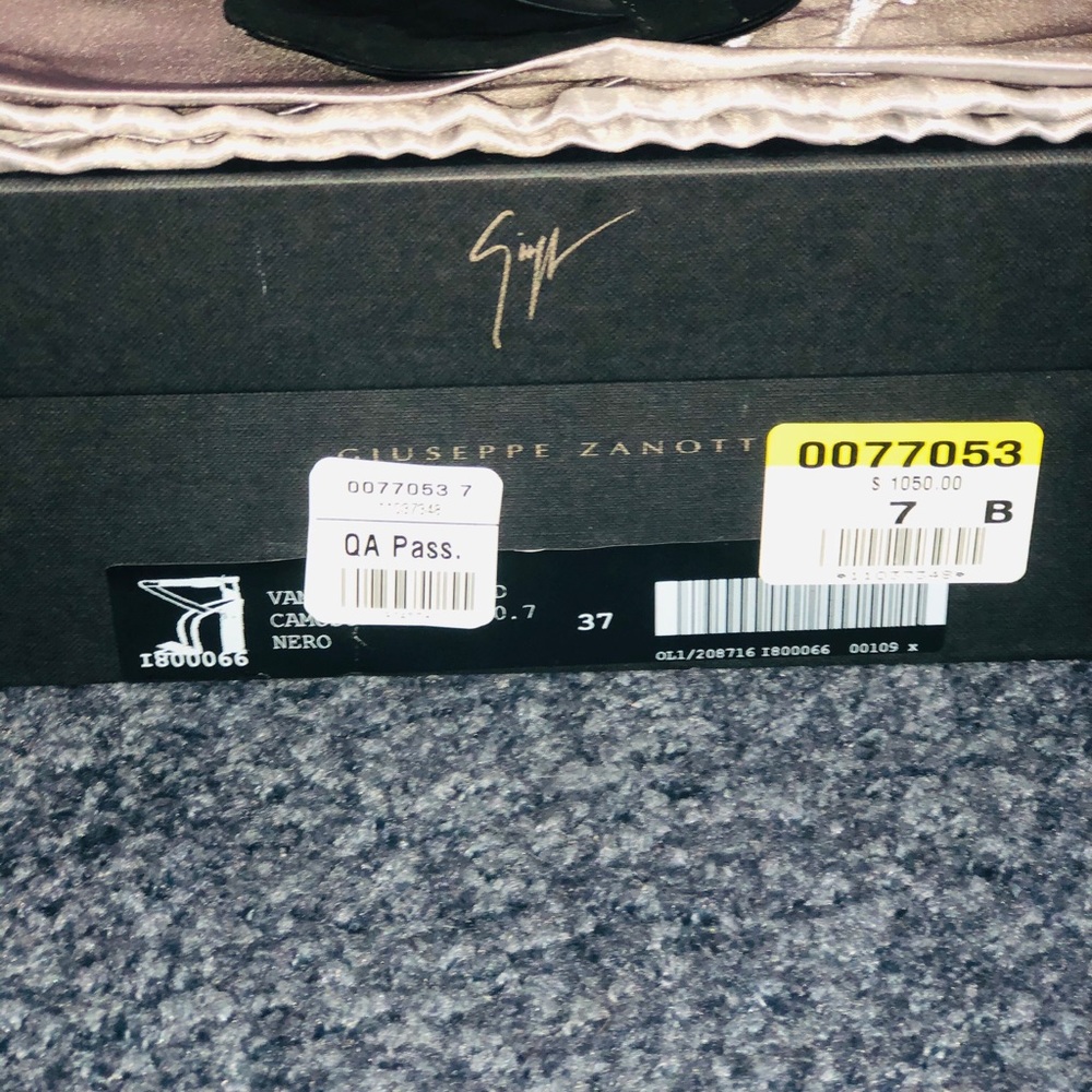 Authentic Vampiro Camoscio - Zanotti - Picture 5 of 7
